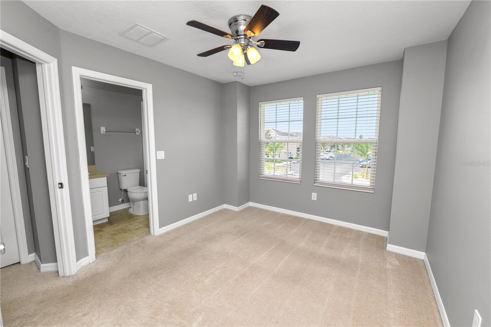 OAK CREEK PRCL 2 UNIT 2B - Residential Lease