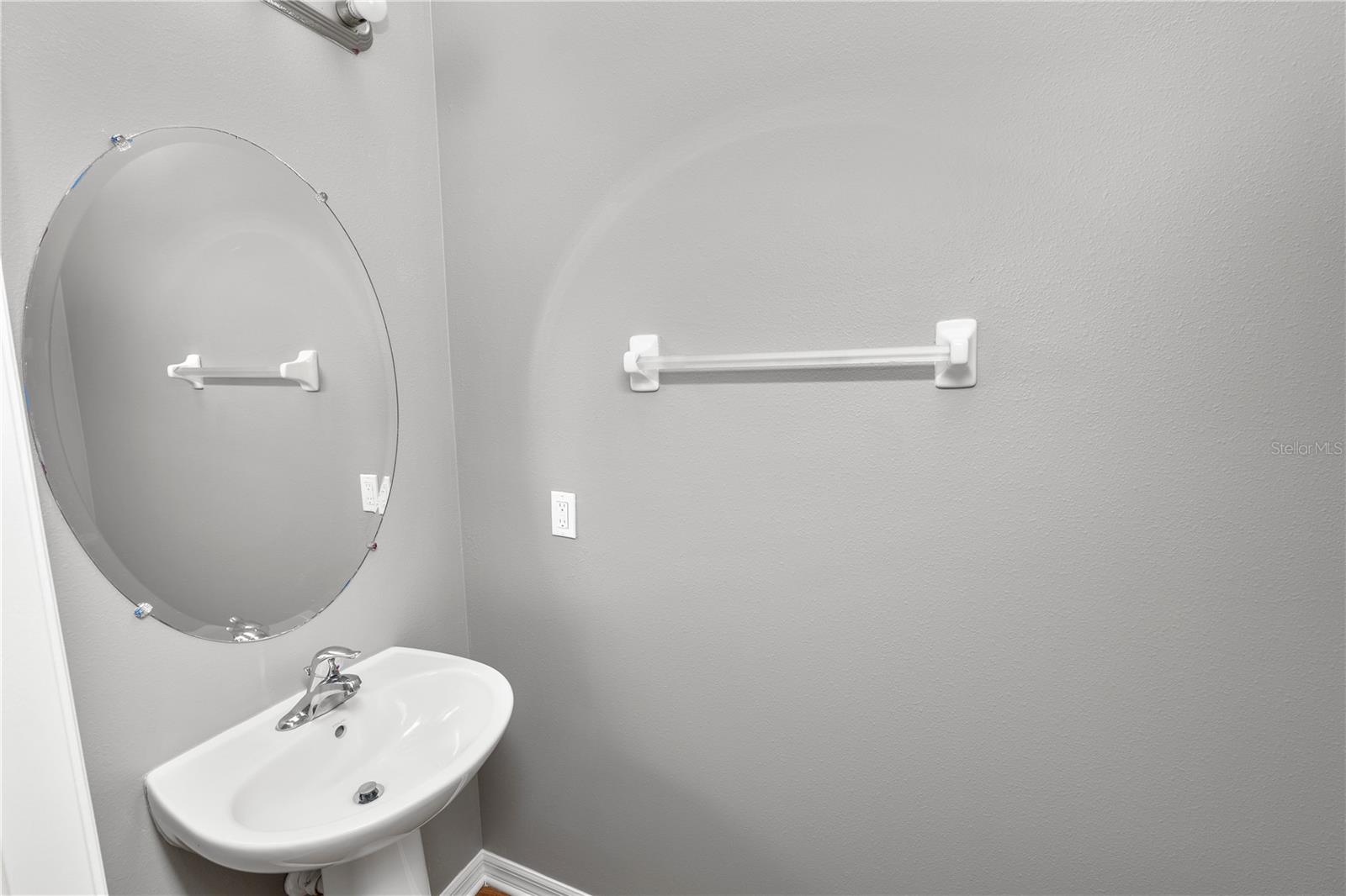 OAK CREEK PRCL 2 UNIT 2B - Residential Lease