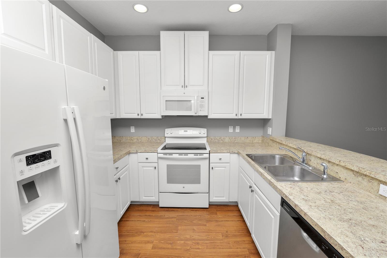 OAK CREEK PRCL 2 UNIT 2B - Residential Lease