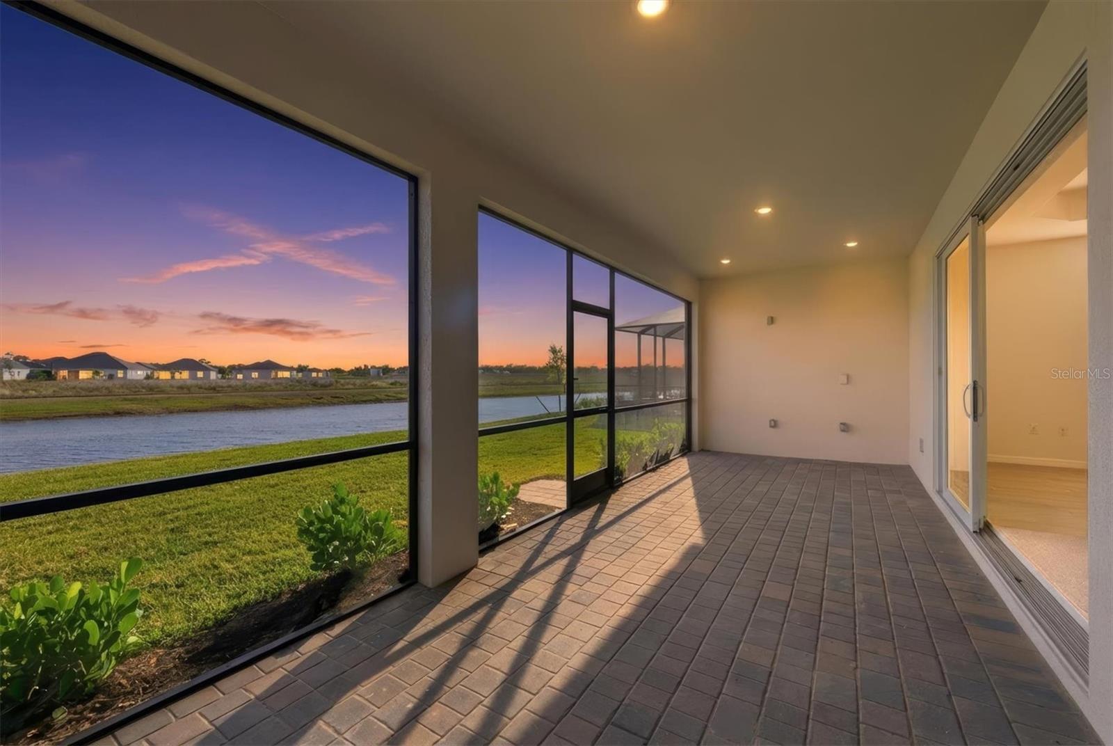 15249 RIVER BIRCH COURT