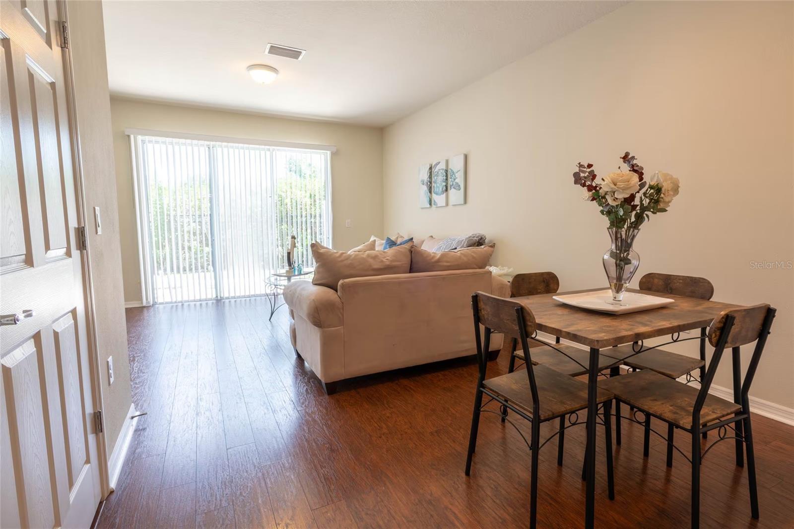 9135 HILLCROFT DRIVE