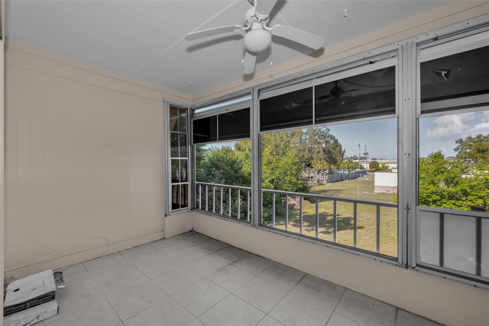 HOLIDAY OAKS CONDO - Residential