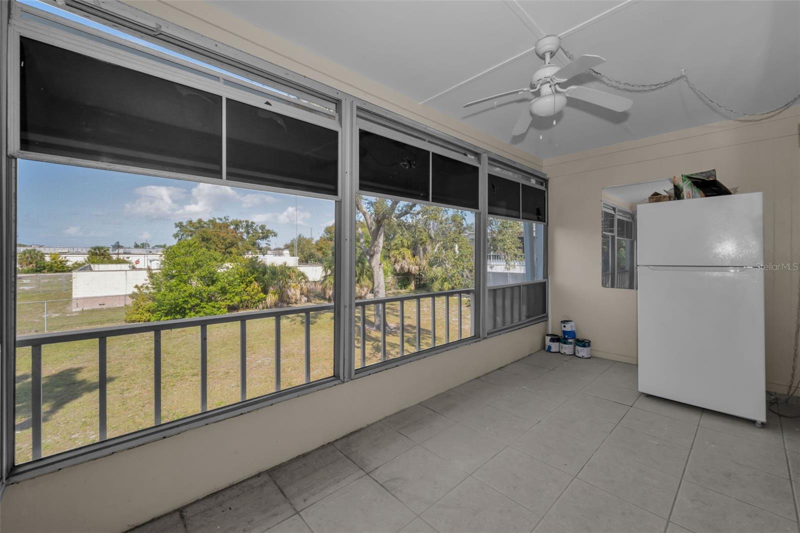 HOLIDAY OAKS CONDO - Residential