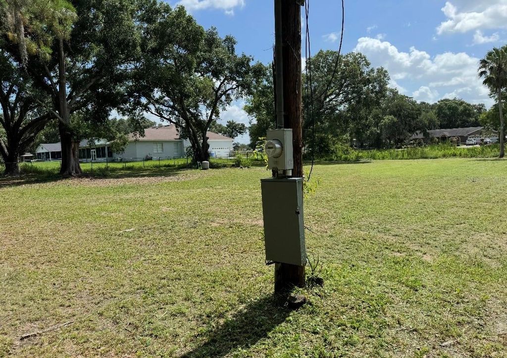 Photo of 4315 Edwards Road, Plant City, FL 33567 (MLS # TB8397553)