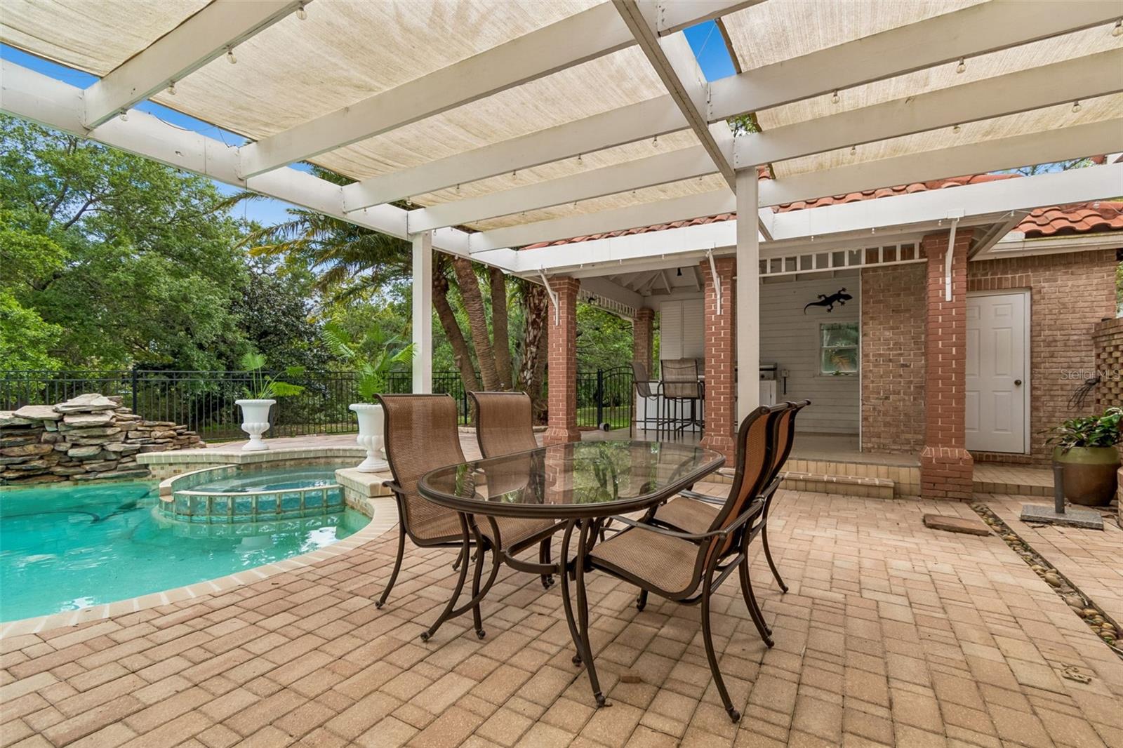 TURTLE BROOKE - Residential