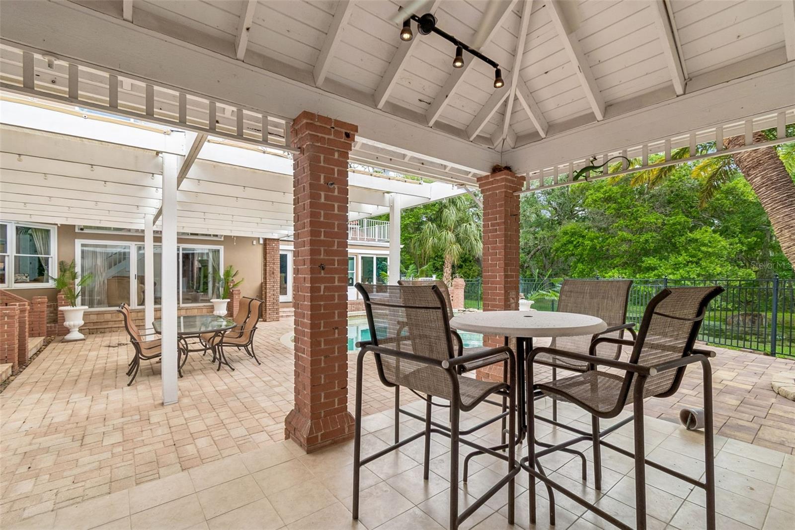 TURTLE BROOKE - Residential