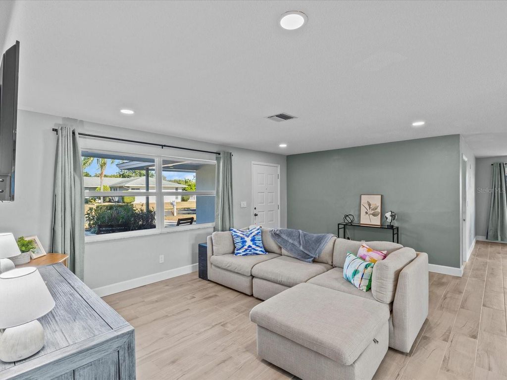 Photo of 2573 Redwood Circle, Clearwater, FL 33763 (MLS # TB8472394)