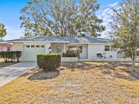Photo of 2573 Redwood Circle, Clearwater, FL 33763 (MLS # TB8472394)