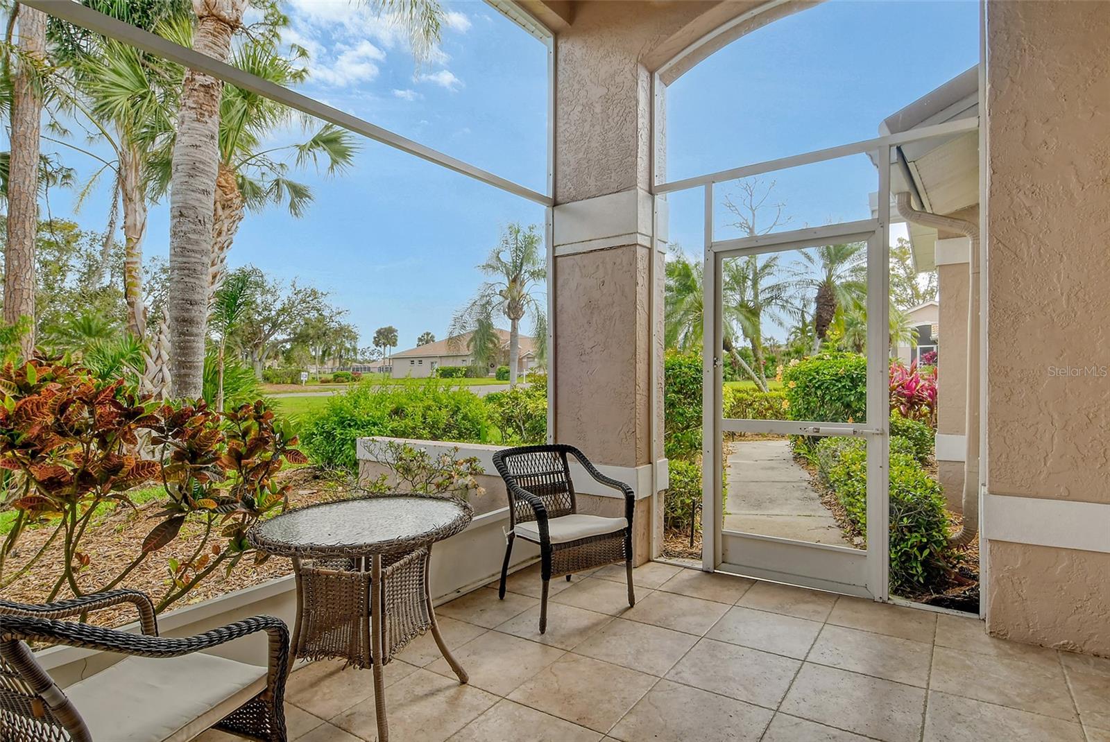 9411 FOREST HILLS CIRCLE