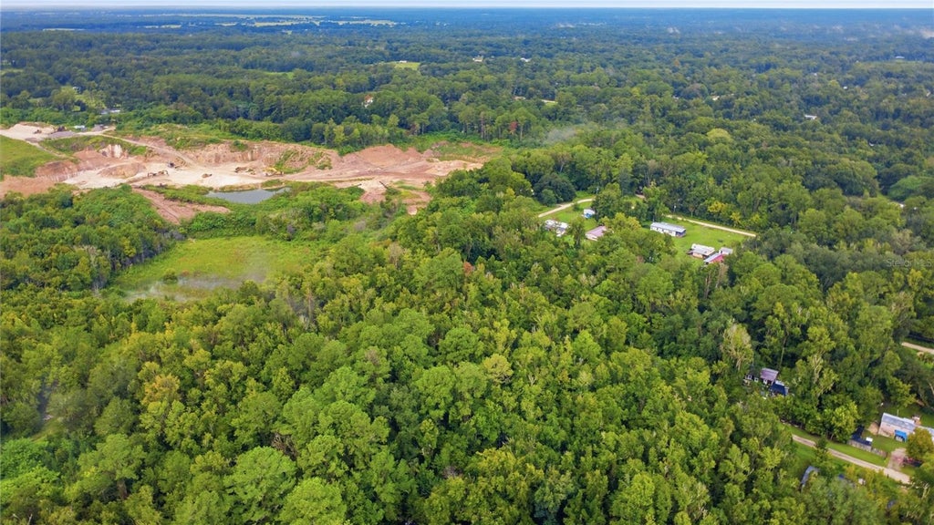 Photo of SW 10th Street, Ocala, FL 34481 (MLS # V4950952)