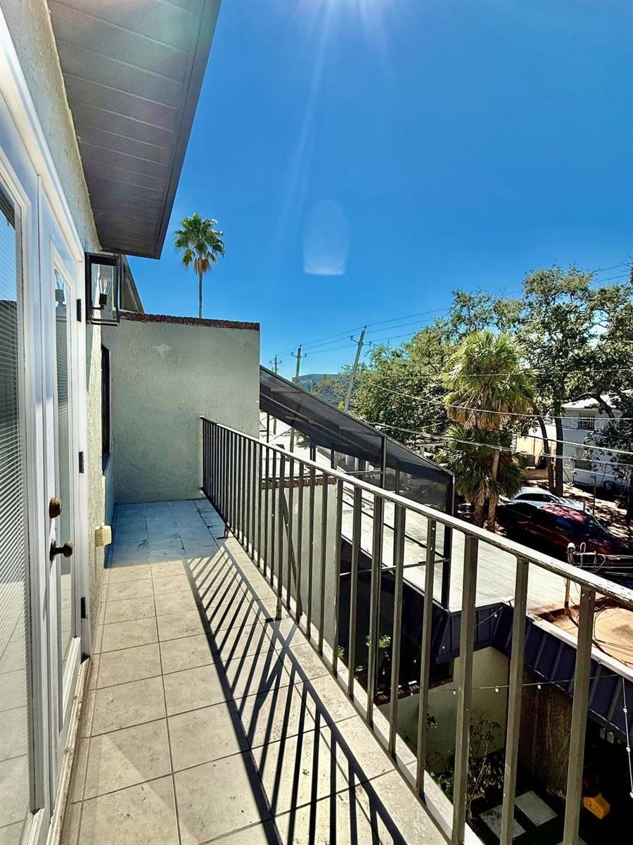 DAVIS ISLANDS PB10 PG52 TO 57 - Residential Lease