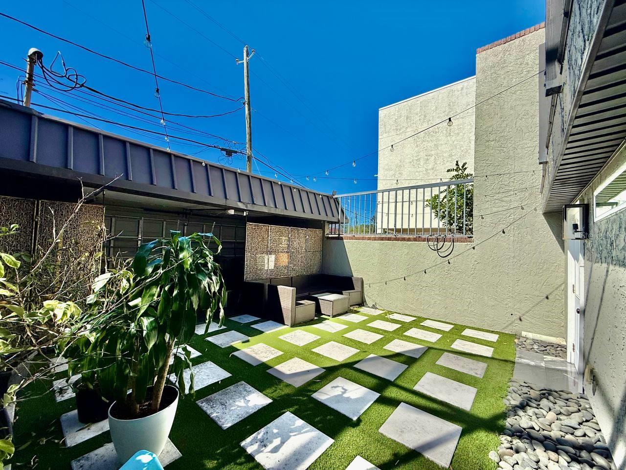 DAVIS ISLANDS PB10 PG52 TO 57 - Residential Lease