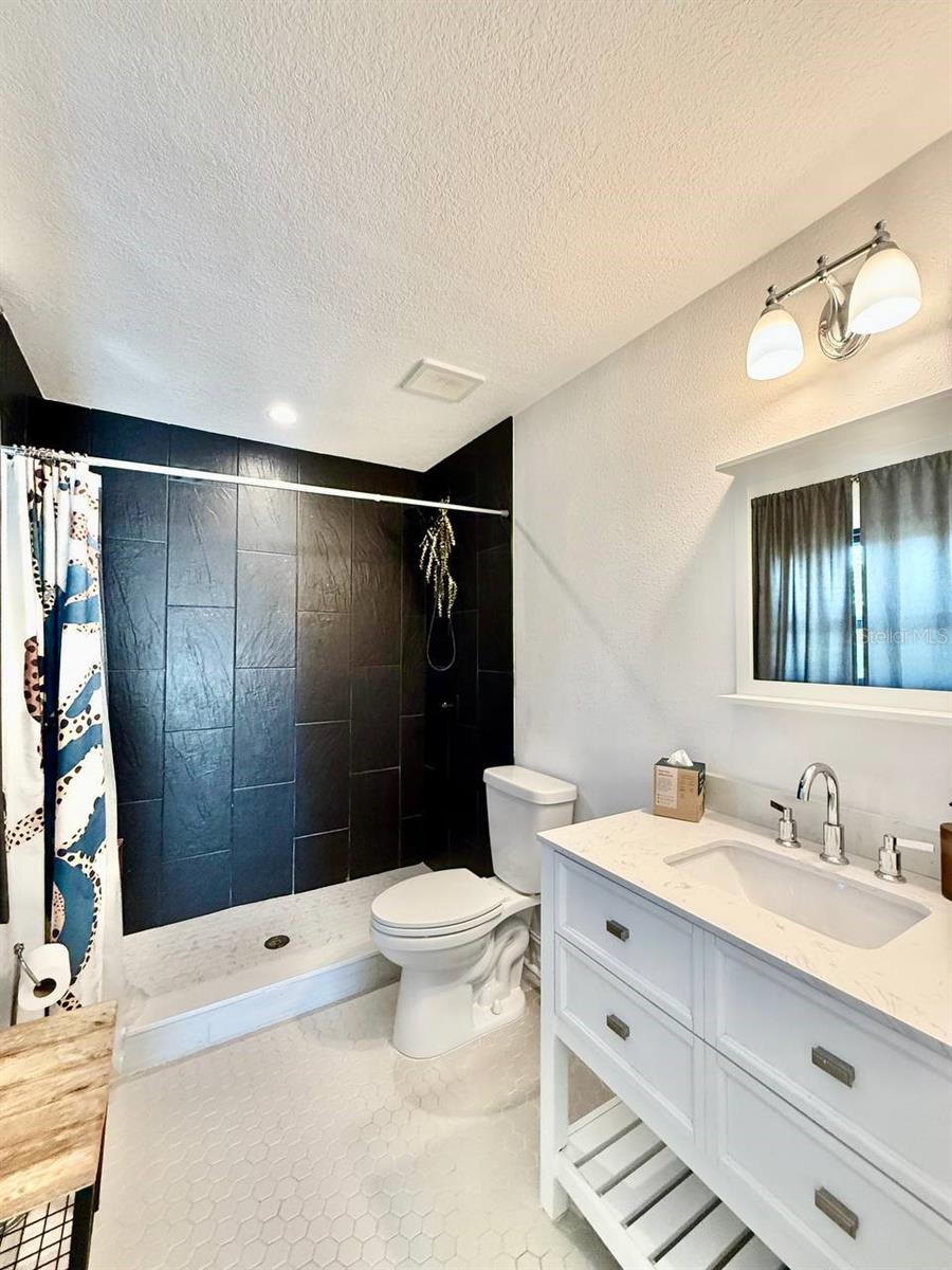 DAVIS ISLANDS PB10 PG52 TO 57 - Residential Lease