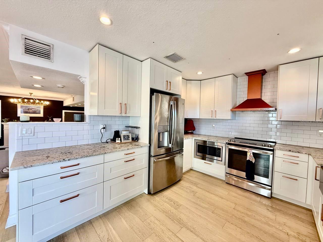 DAVIS ISLANDS PB10 PG52 TO 57 - Residential Lease