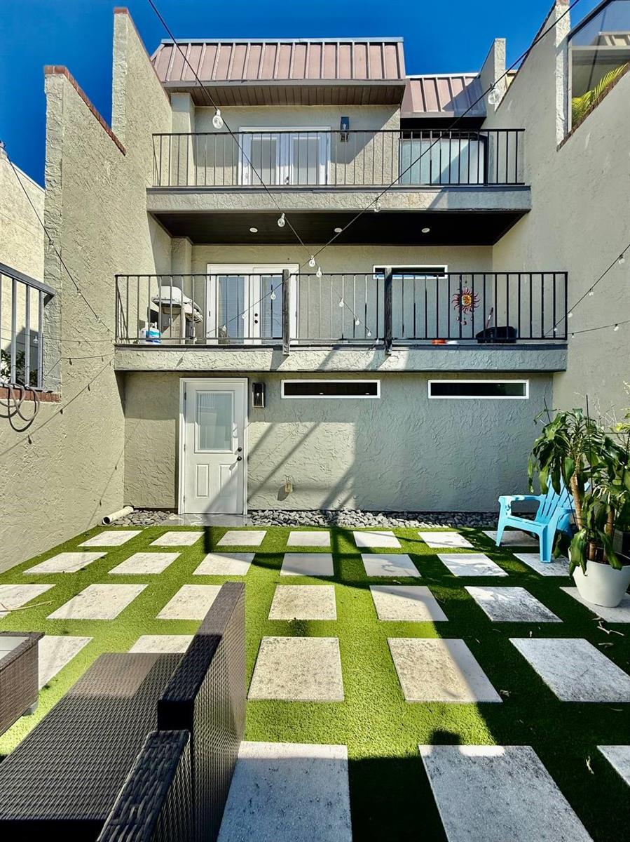 DAVIS ISLANDS PB10 PG52 TO 57 - Residential Lease