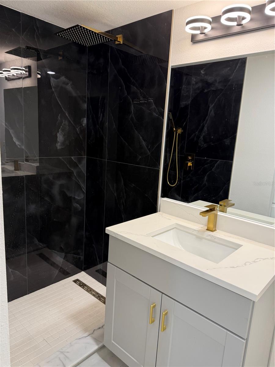 GROVE PARK - Residential