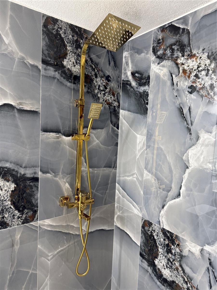 GROVE PARK - Residential