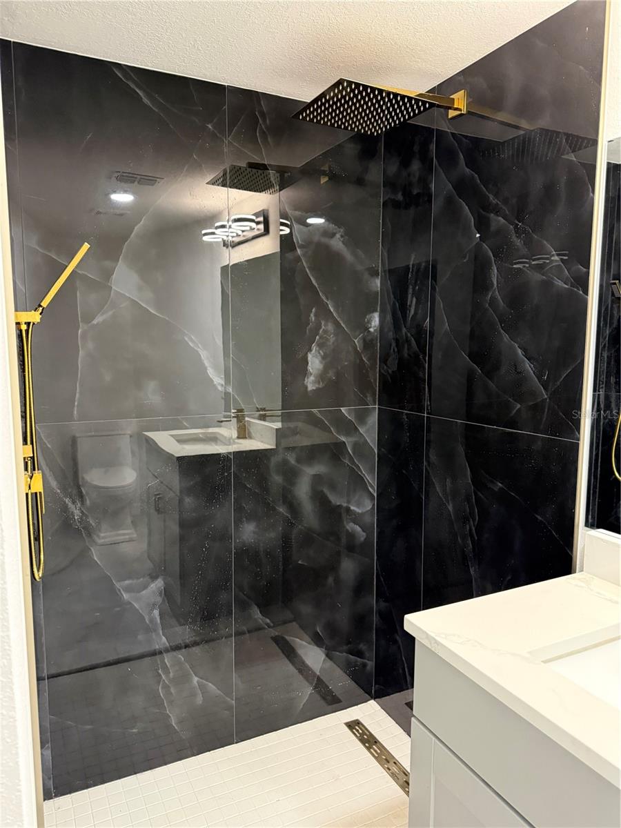 GROVE PARK - Residential