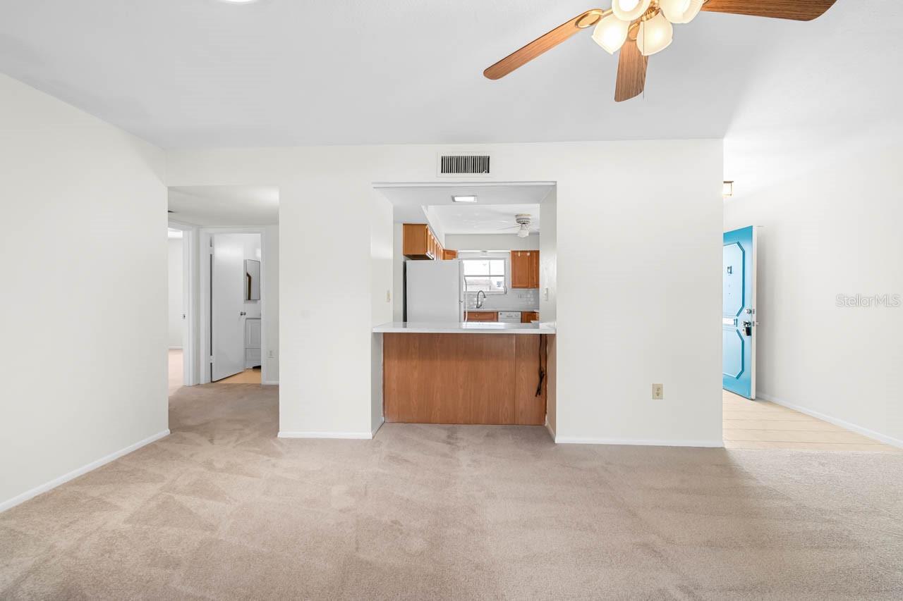 DEL WEBBS SUN CITY FLORIDA UN - Residential