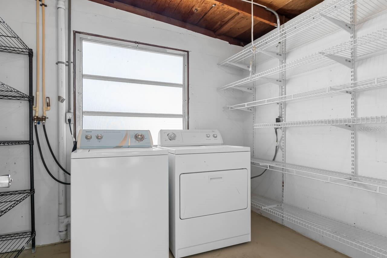 DEL WEBBS SUN CITY FLORIDA UN - Residential