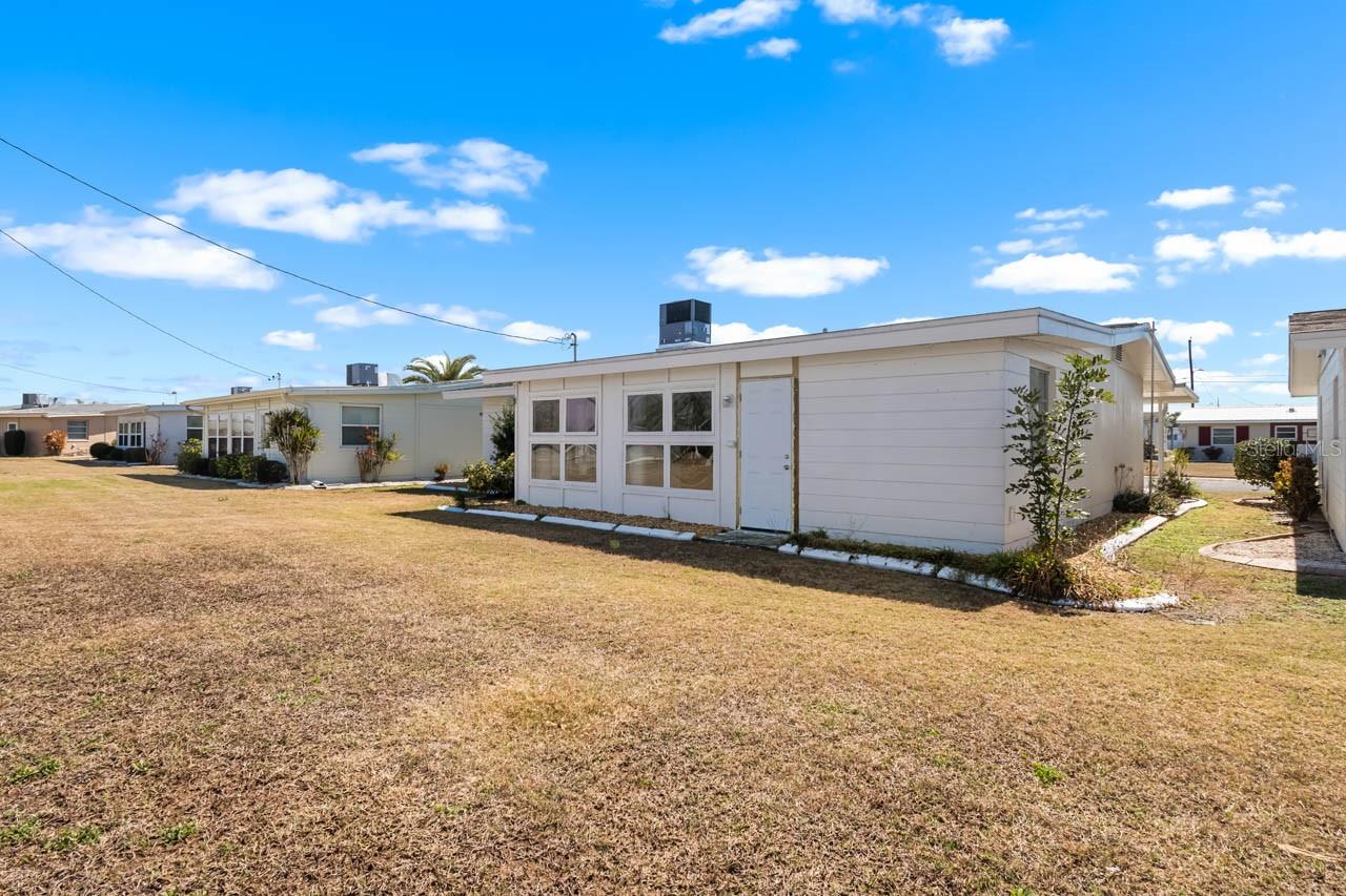 DEL WEBBS SUN CITY FLORIDA UN - Residential