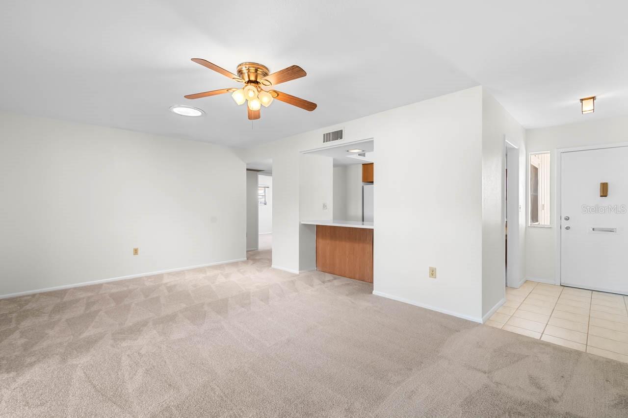 DEL WEBBS SUN CITY FLORIDA UN - Residential