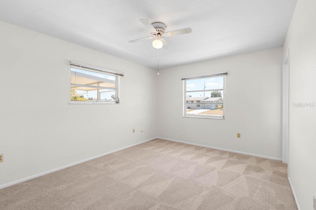 DEL WEBBS SUN CITY FLORIDA UN - Residential