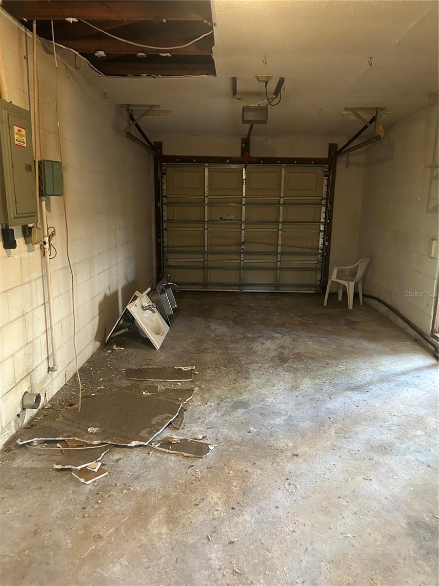 SHOREACRES CENTER - Residential