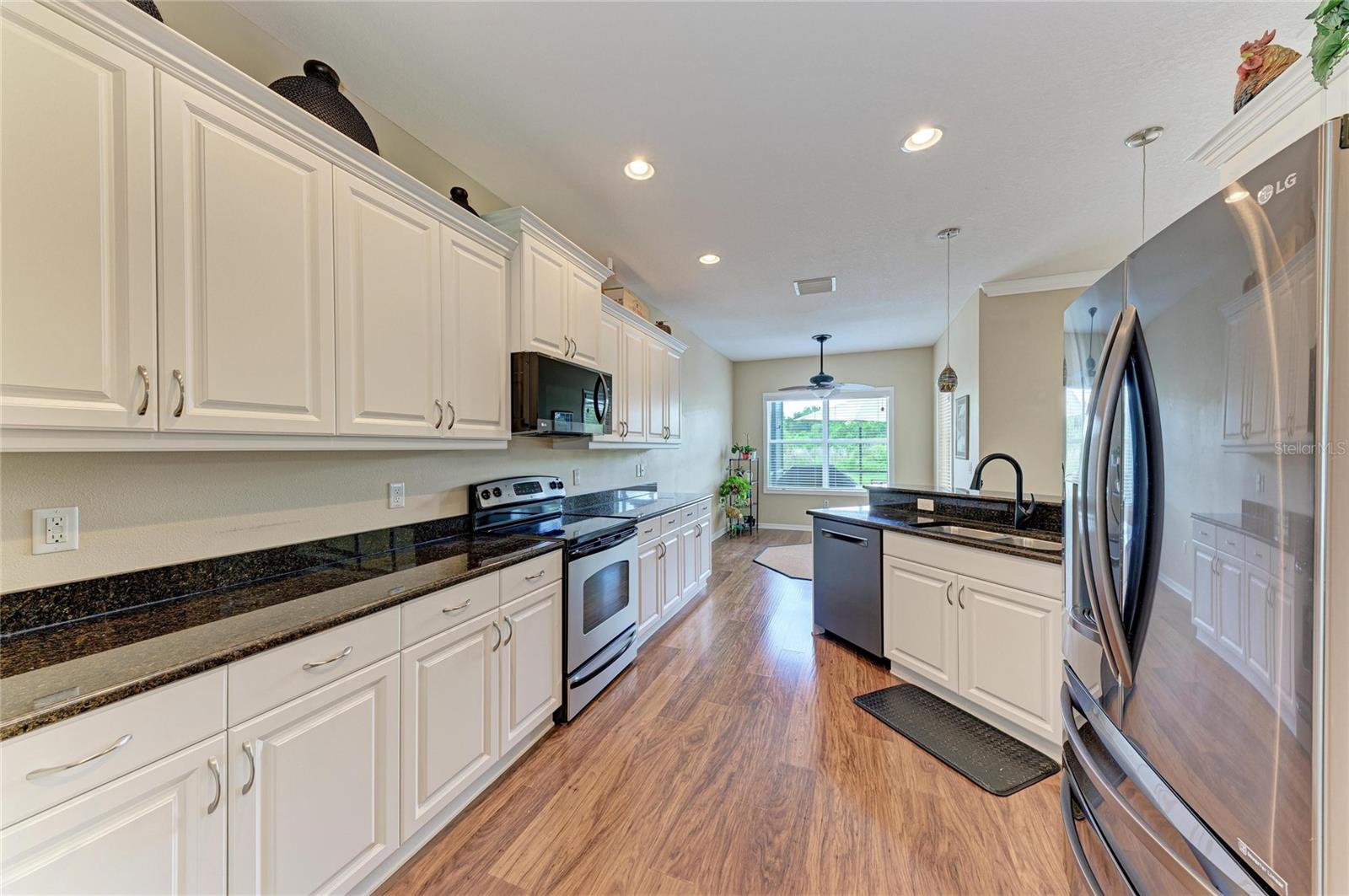 FOREST CREEK FENNEMORE WAY - Residential
