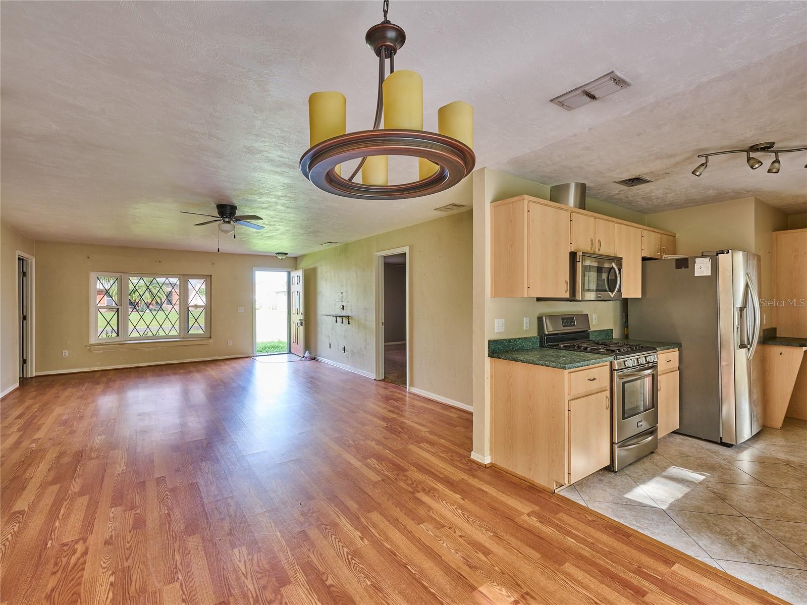 3106 SILVER PALM DRIVE