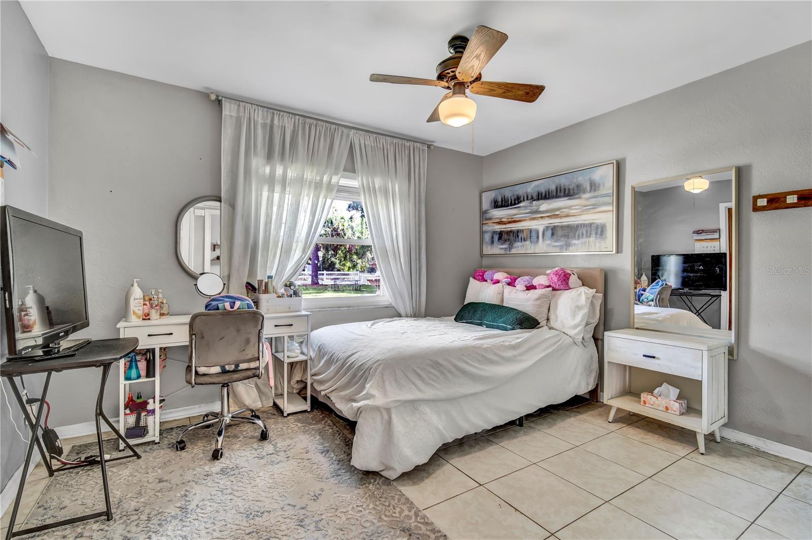 ACREAGE & UNREC - Residential