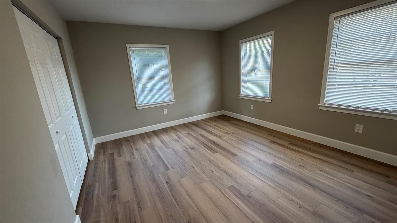 TUXEDO PARK SUB - Residential