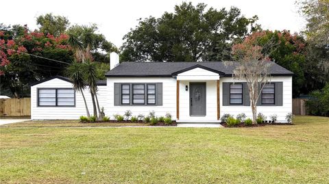 Photo of 108 Nelson Street, Auburndale, FL 33823 (MLS # O6357794)