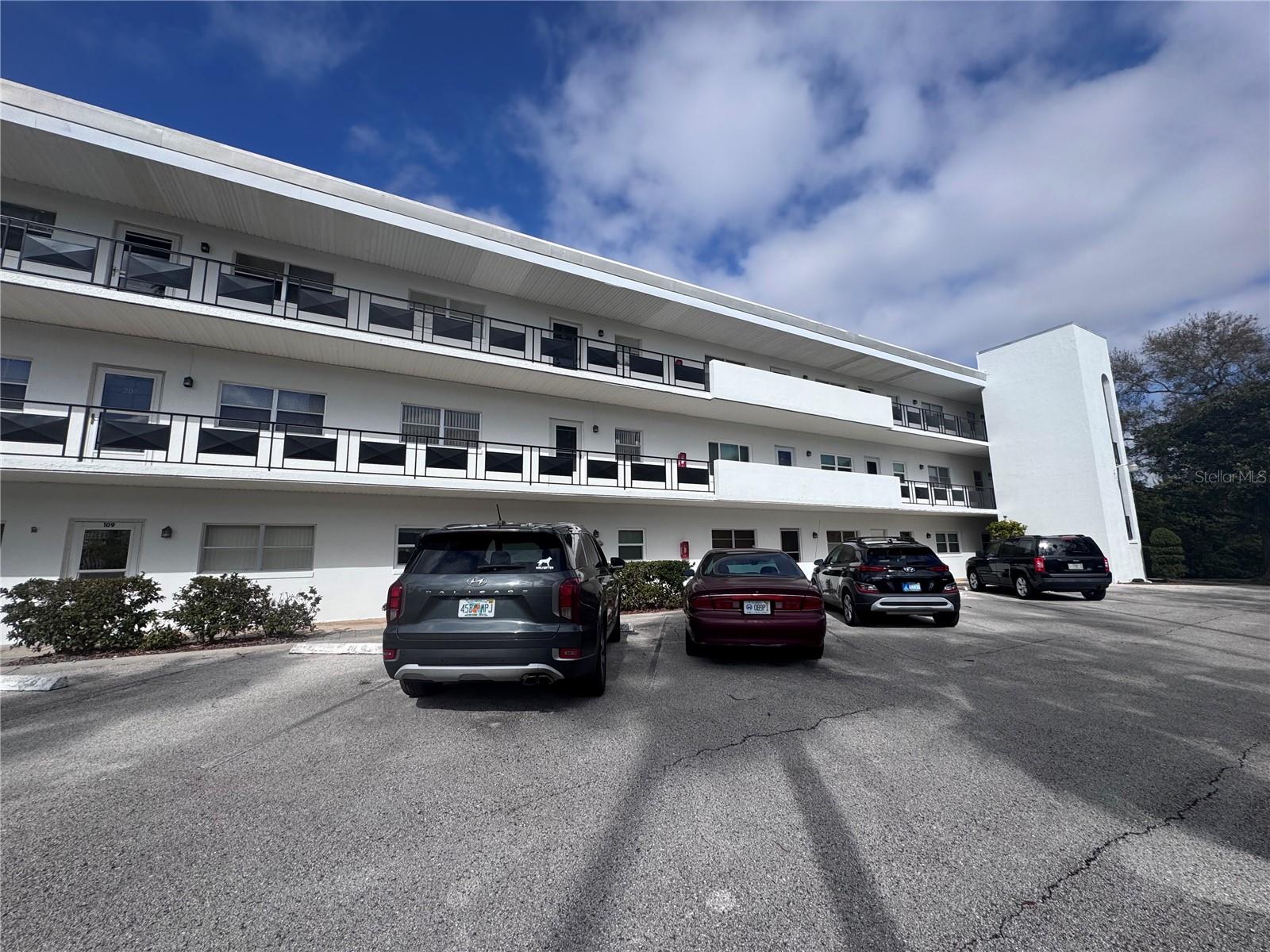 ORCHID SPGS VILL 100 CONDO - Residential