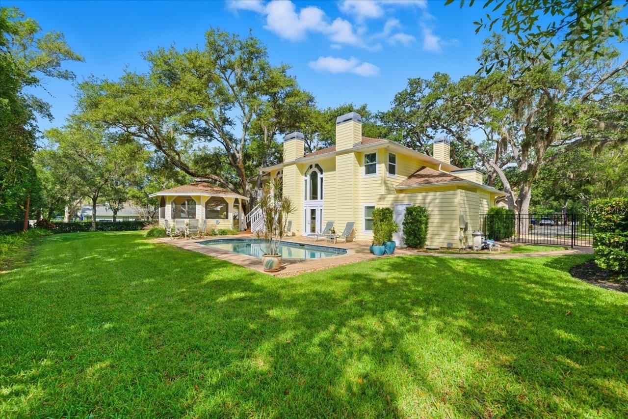 INDIAN CREEK - Residential