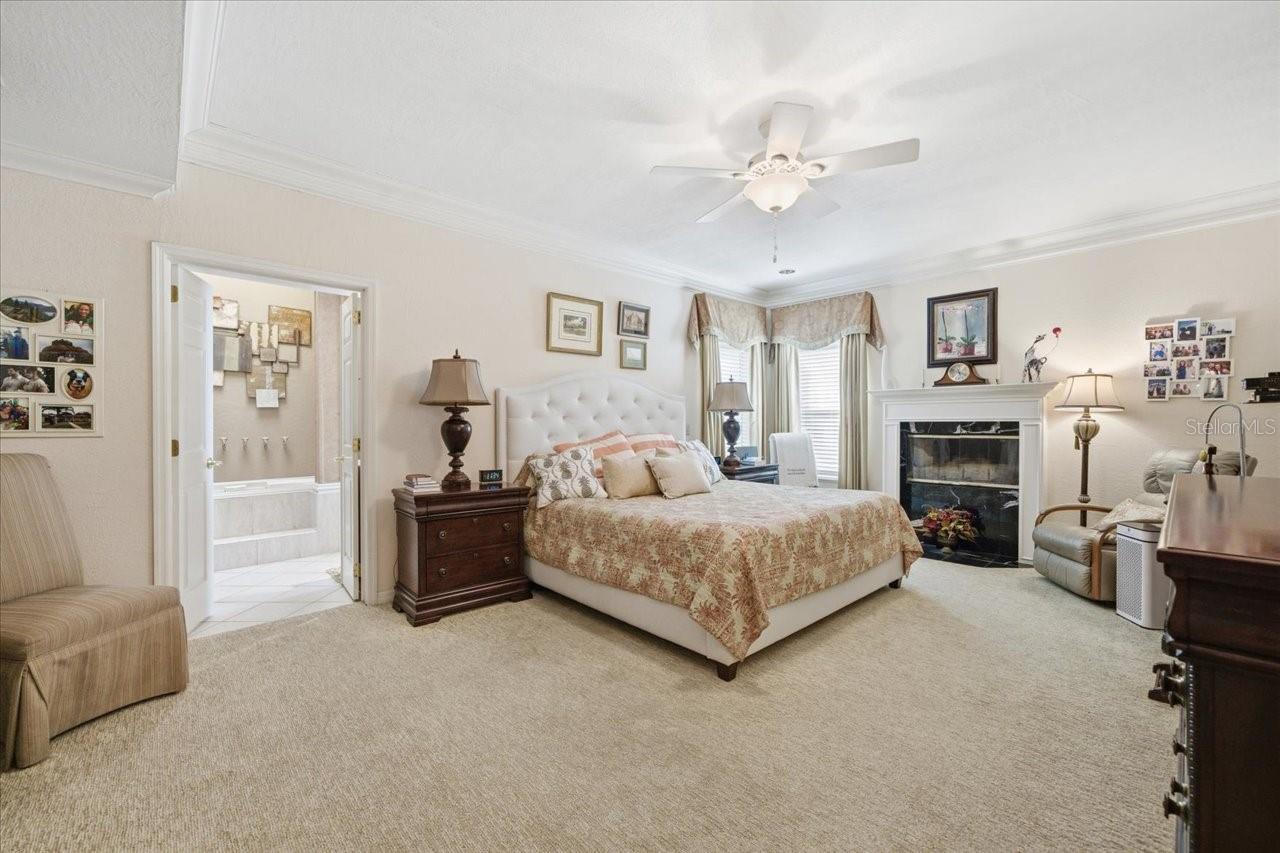 INDIAN CREEK - Residential