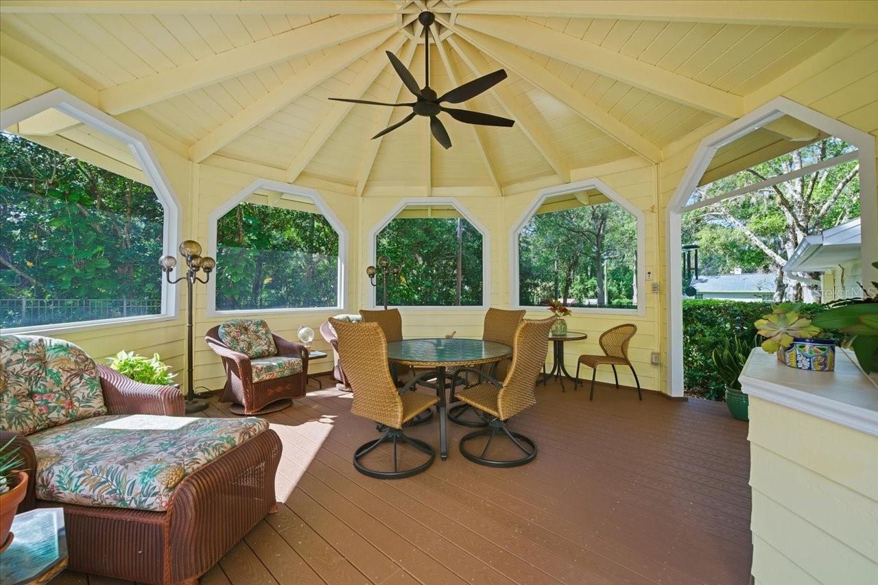 INDIAN CREEK - Residential