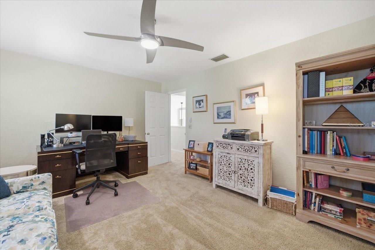 INDIAN CREEK - Residential