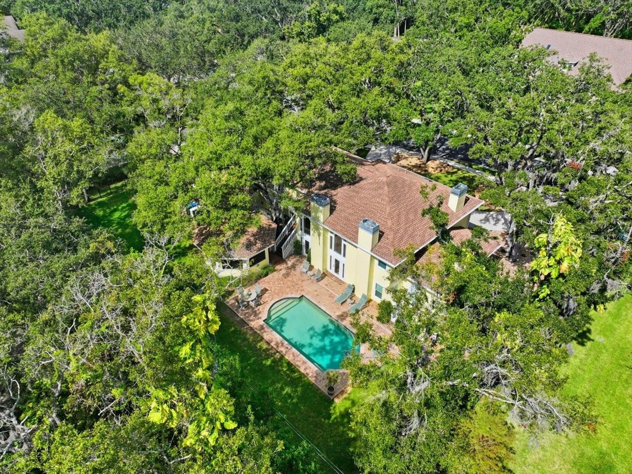 INDIAN CREEK - Residential