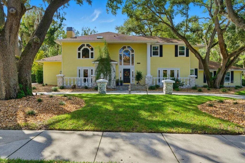 Photo of 2035 Indian Creek Court, Dunedin, FL 34698 (MLS # TB8441140)