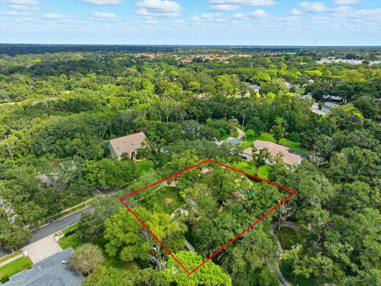 INDIAN CREEK - Residential