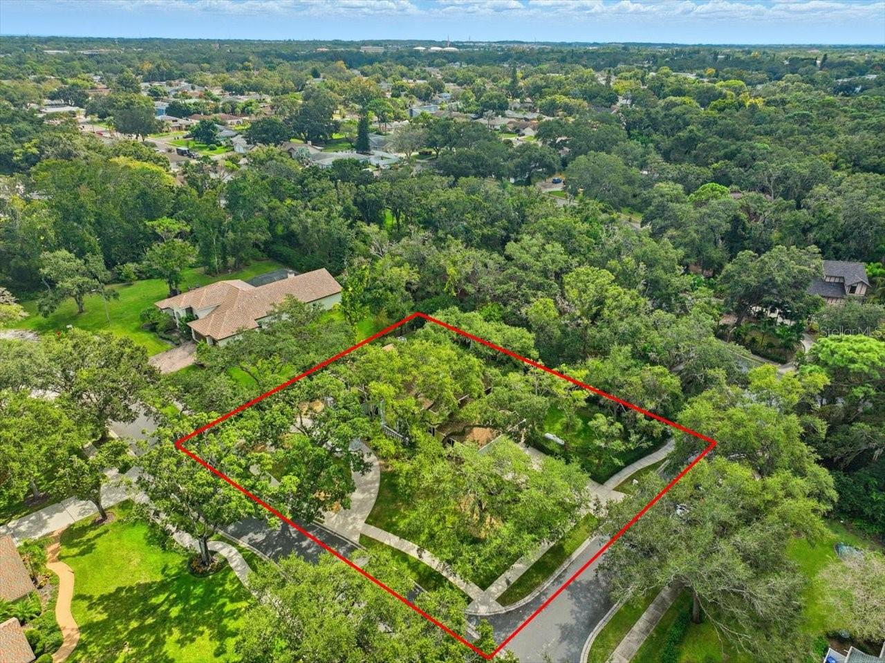 INDIAN CREEK - Residential