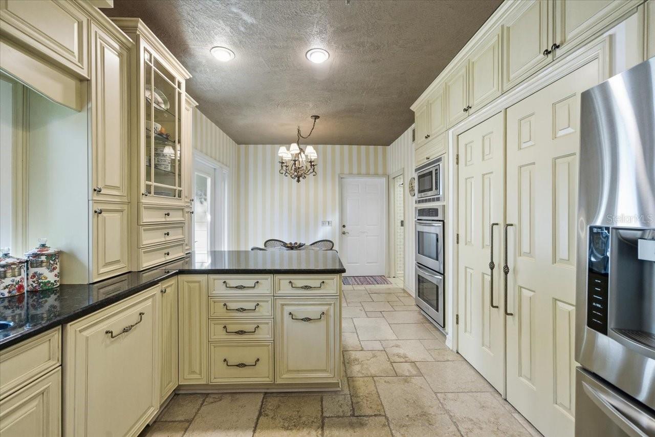 INDIAN CREEK - Residential