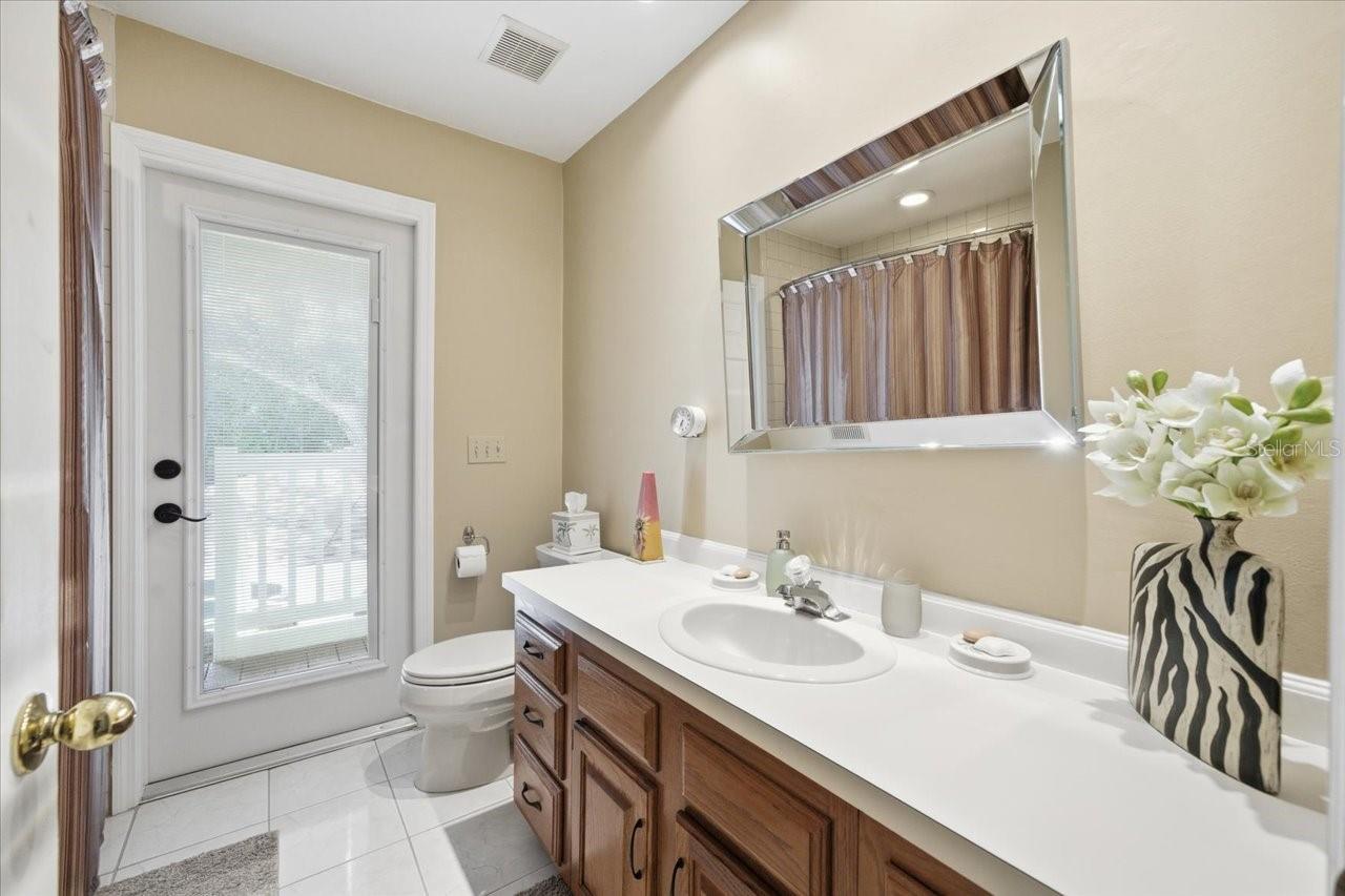 INDIAN CREEK - Residential