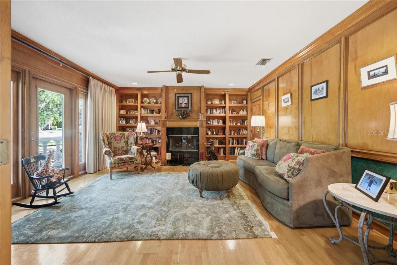 INDIAN CREEK - Residential