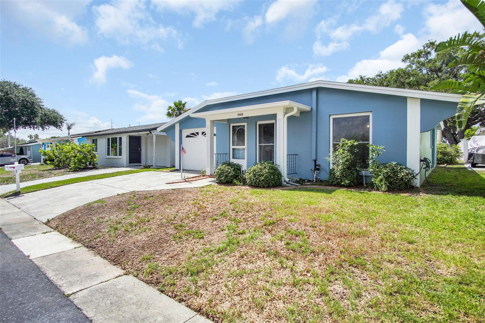 UNION PARK VILLAS (UNRECORDED) - Residential