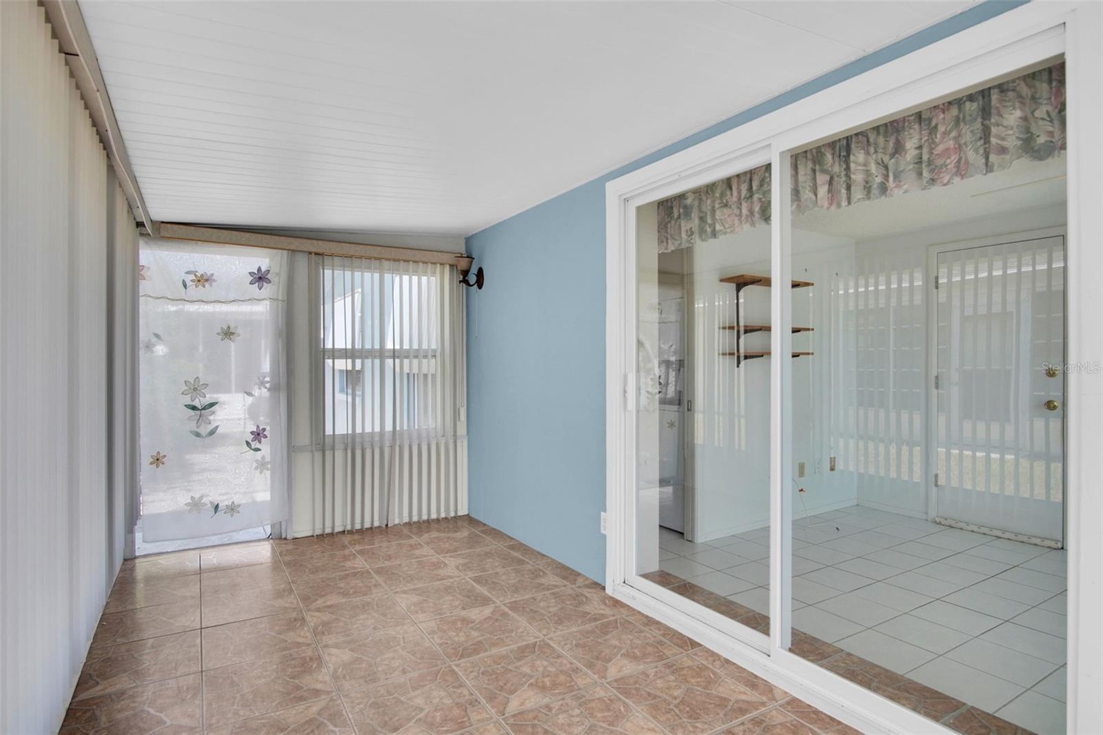UNION PARK VILLAS (UNRECORDED) - Residential