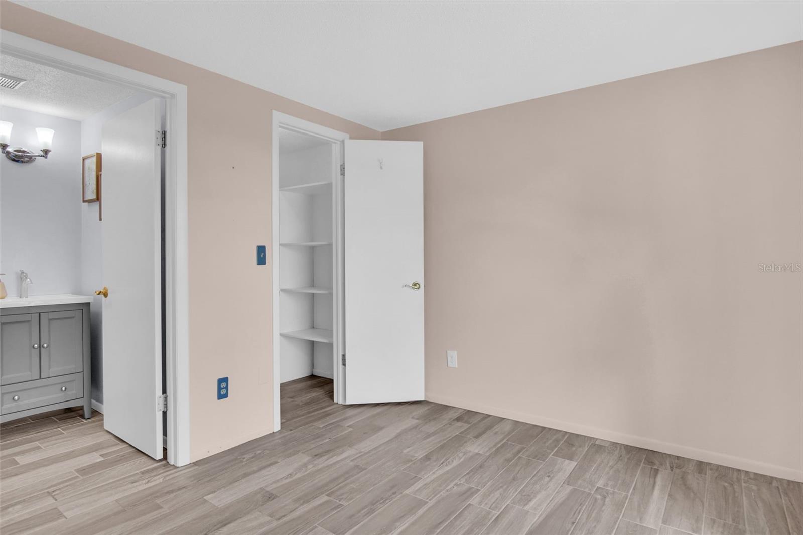 UNION PARK VILLAS (UNRECORDED) - Residential