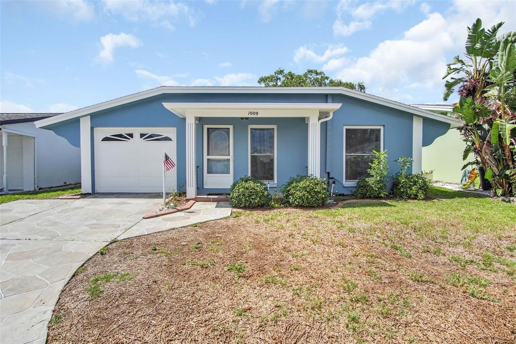 Photo of 1009 Crane Court, Dunedin, FL 34698 (MLS # TB8508328)