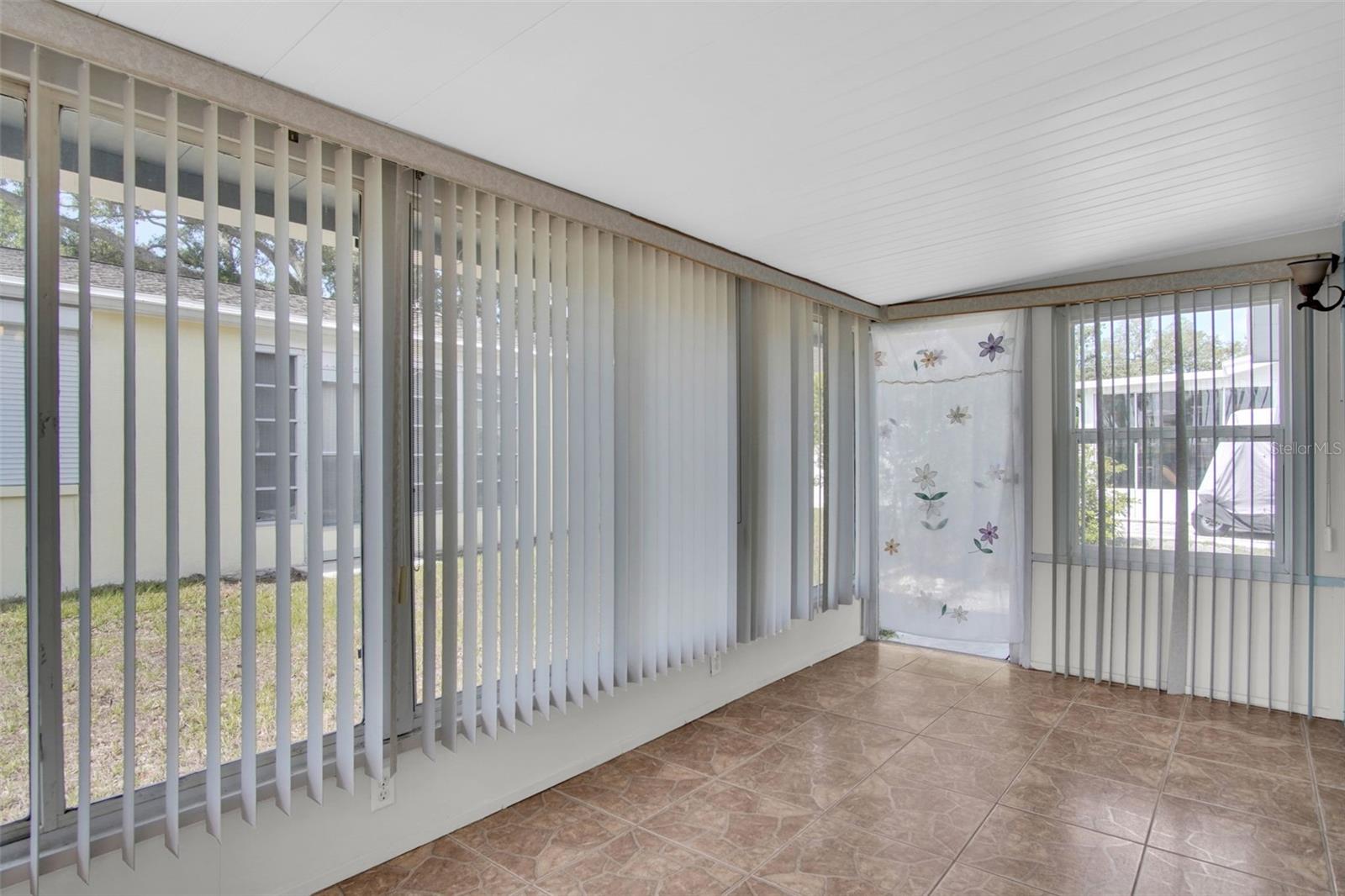 UNION PARK VILLAS (UNRECORDED) - Residential